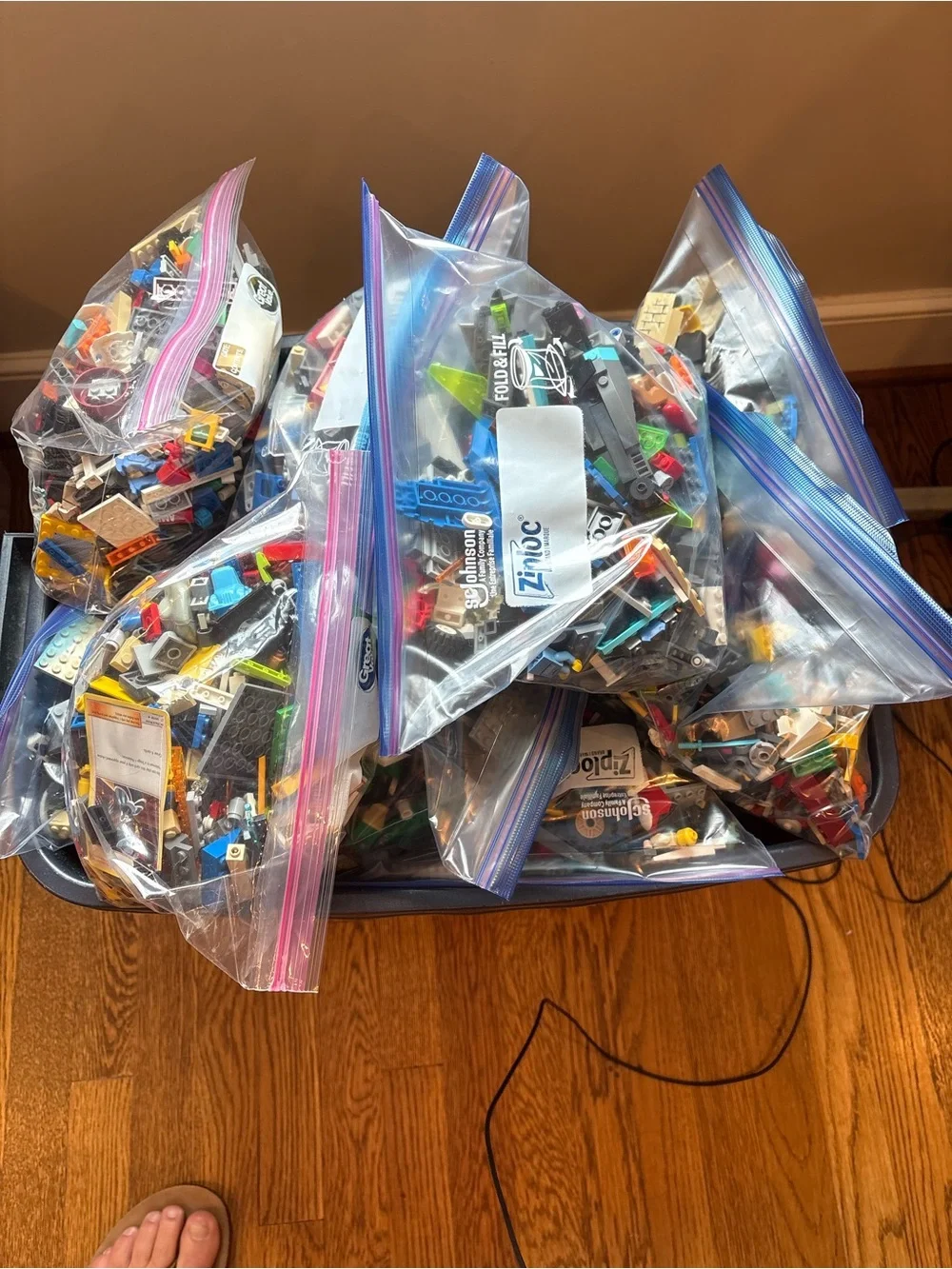Assorted Lego blocks 2lb Bag - Multicolor. 24 bags. $20/bag